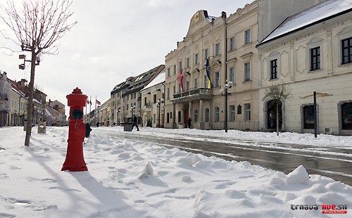 trnava-radnica-zima